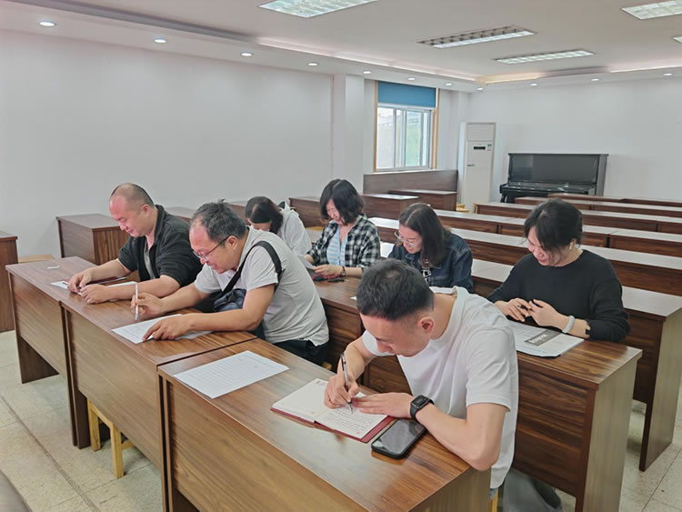 图片10.jpg