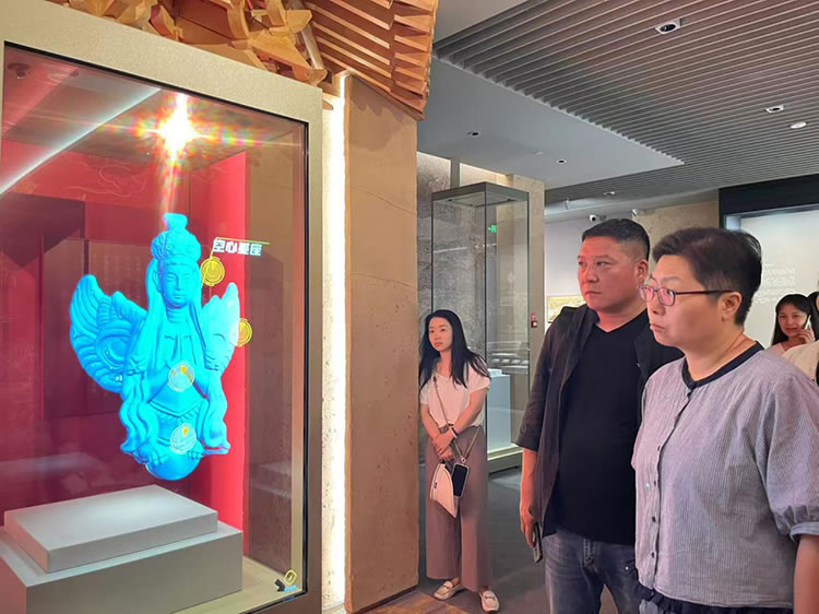 1760515426897792.jpg 图片2.jpg